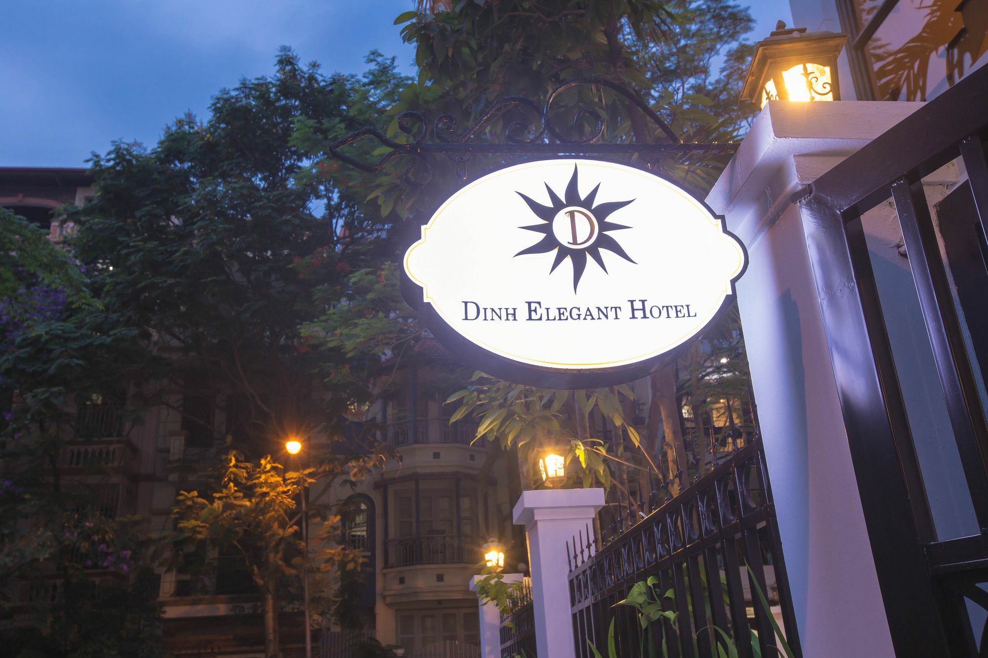 Dinh Elegant Hanoi Hotel Dış mekan fotoğraf