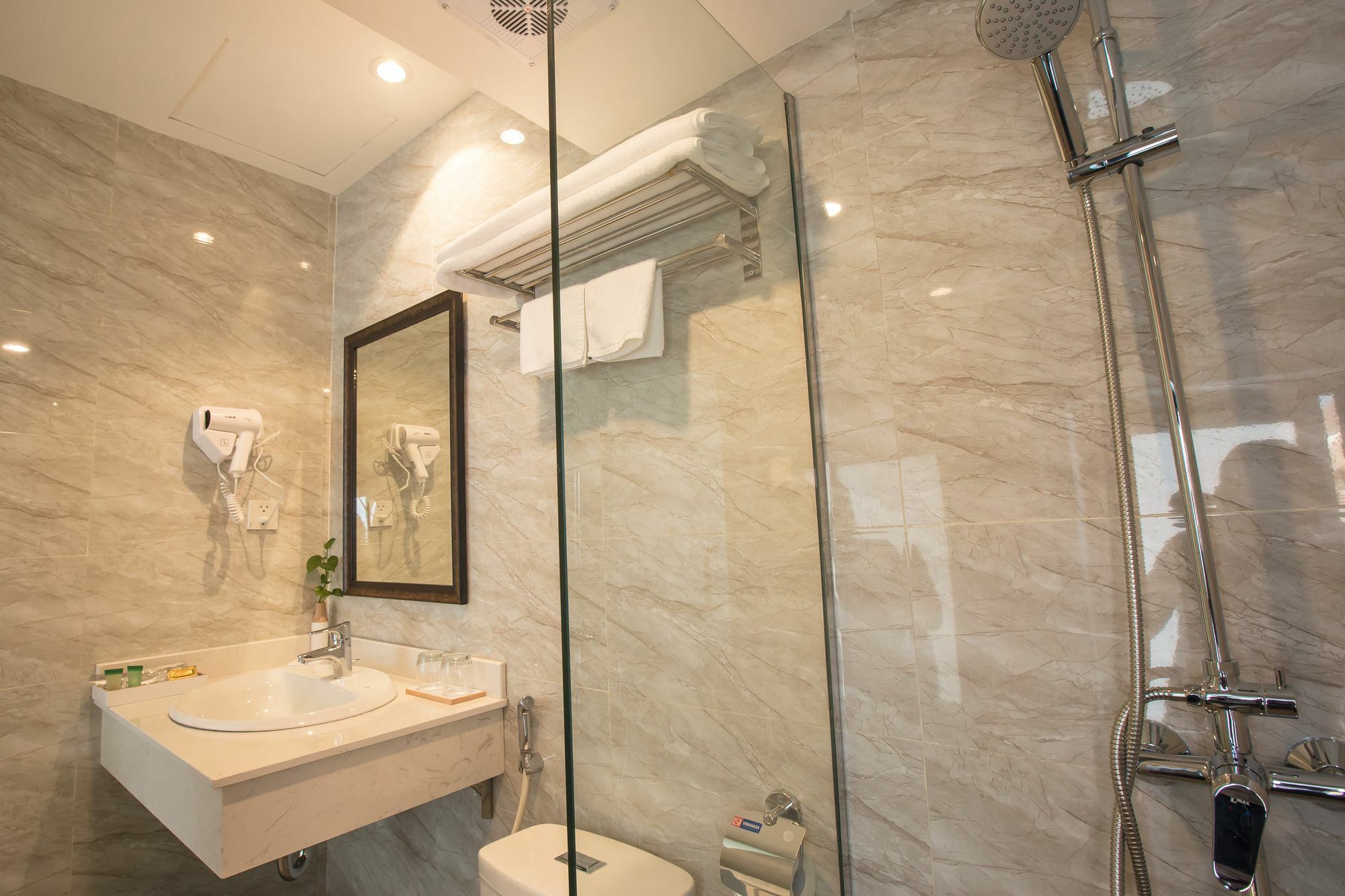 Dinh Elegant Hanoi Hotel Dış mekan fotoğraf